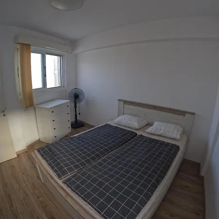 Sunshine Apartment *