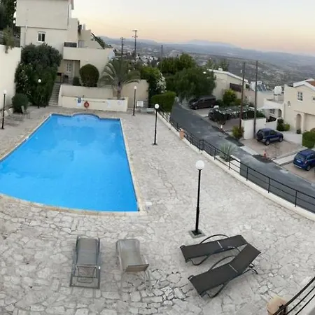Sunshine Apartment *
