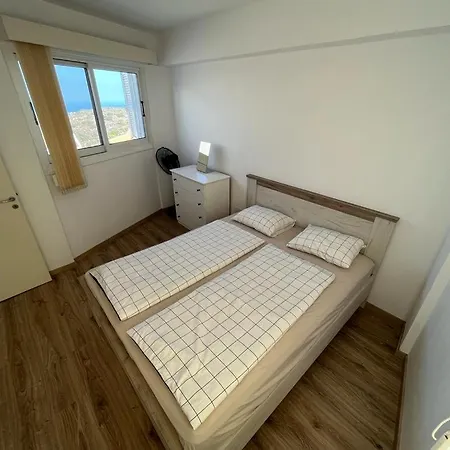 Sunshine Apartment *