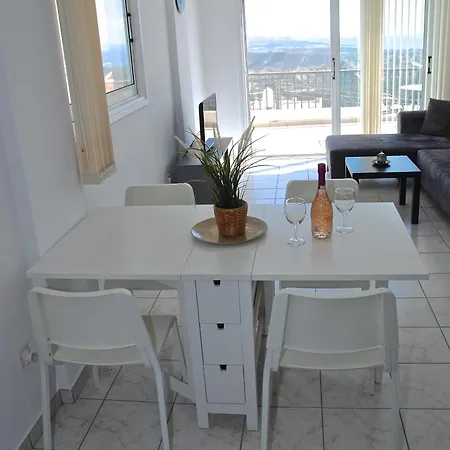 Sunshine Apartment