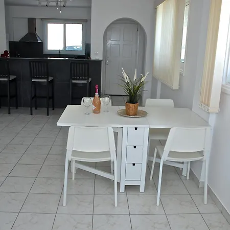 Sunshine Apartment *